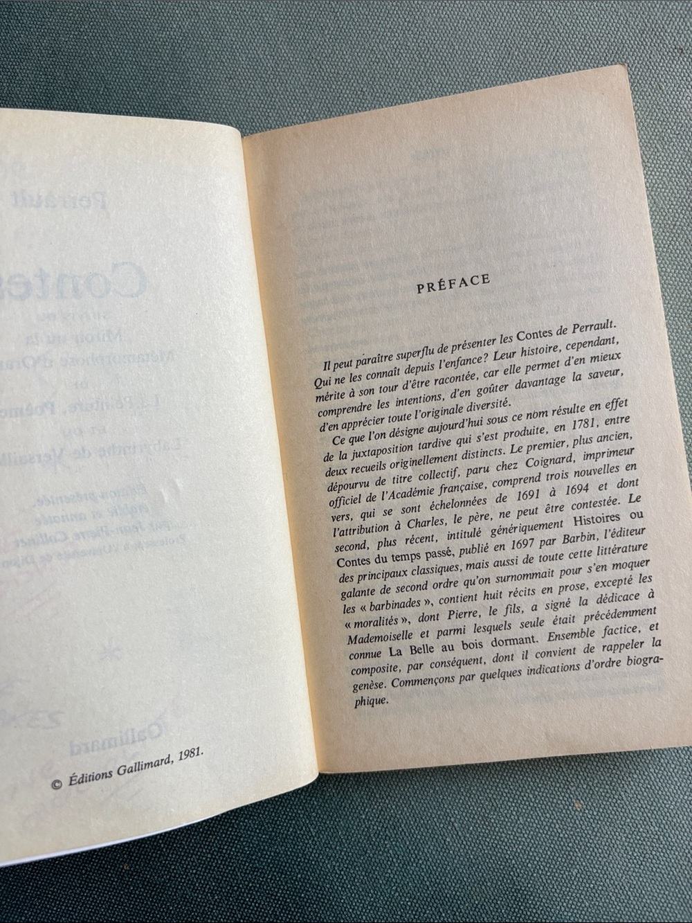 Lot of French Language Books Contes + La Grève Des Bàttu - Picture 8 of 16
